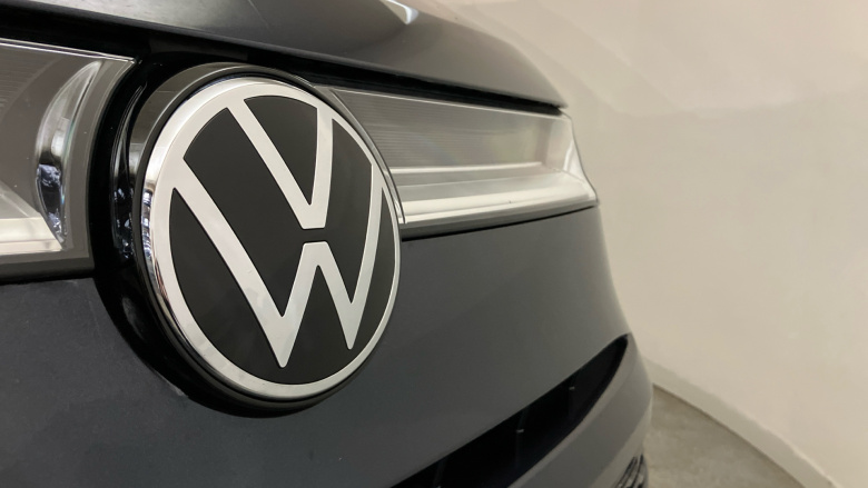 Volkswagen Multivan 2.0 TDI Style 5dr LWB DSG Diesel Estate